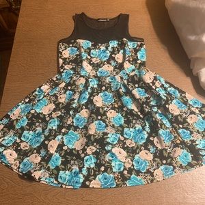 ❤️❤️❤️Mesmerized Floral Dress L juniors